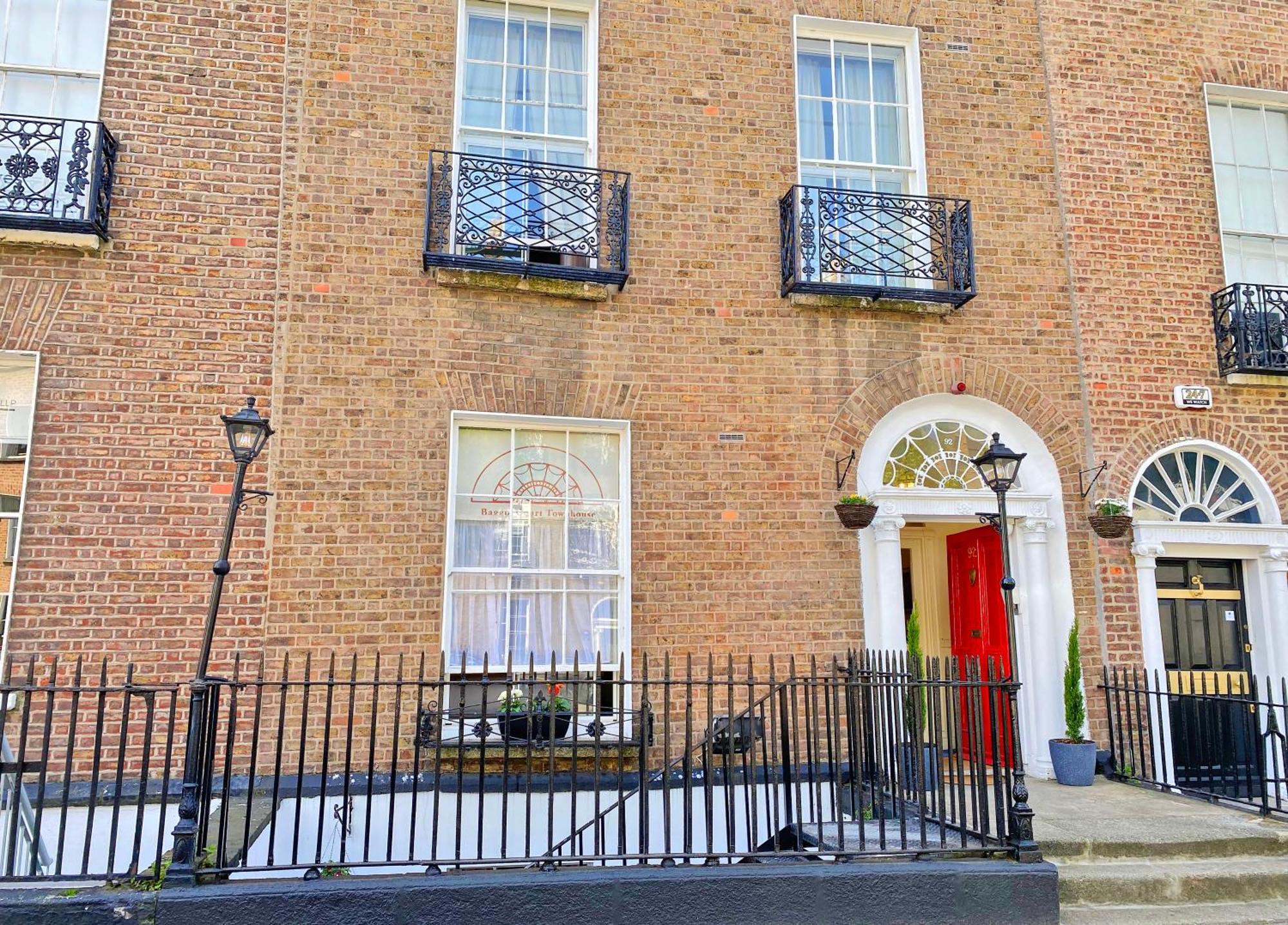 Baggot Court Townhouse Hotel Dublin Ngoại thất bức ảnh
